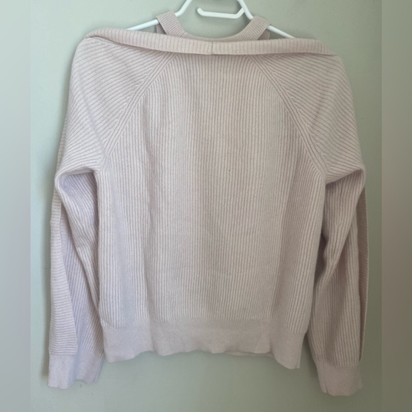 J Brand Mackenzie 100% Cashmere Cold-Shoulder Sweater Size Medium Pink - Picture 8 of 10